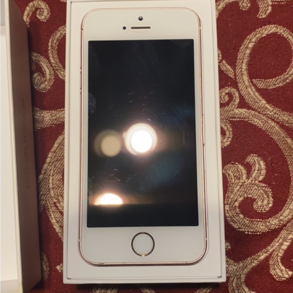 IPHONE SE 2016